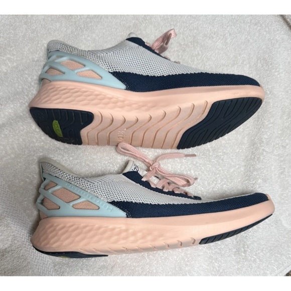 Kizik Athens Bahama Sneaker Women 9.5 Men 8 White Blue Hands Free Slip On Shoes - Picture 9 of 12